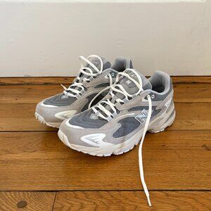 New Balance Men's 725v1 || Mens 9.5 || NEVER WORN!